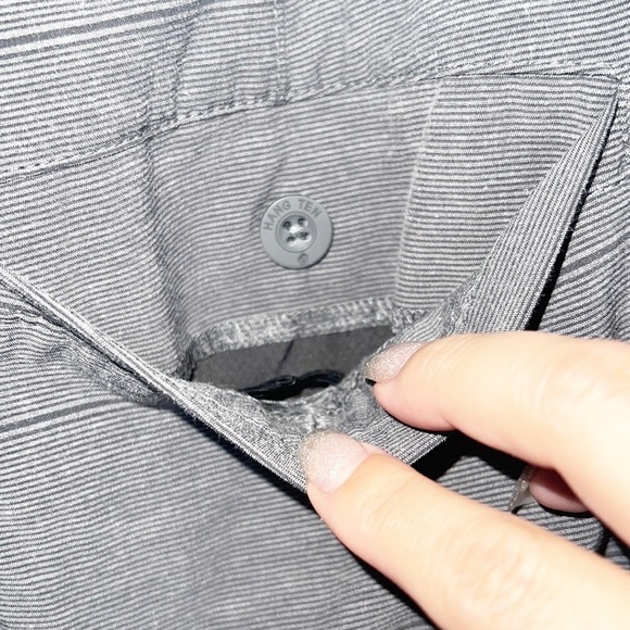 Hang Ten Mens Gray Plaid Flat Front Board Style Shorts - Picture 7 of 12